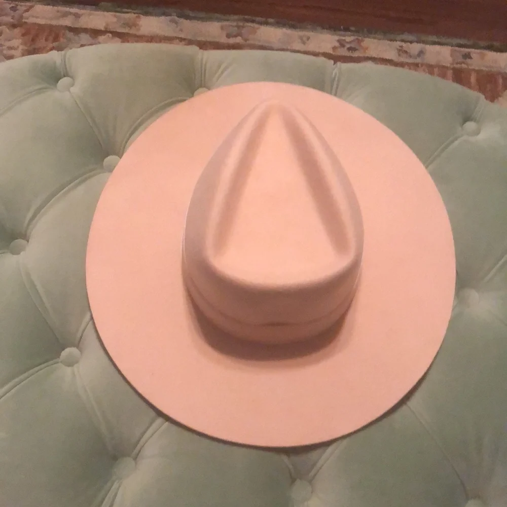 hat - Picture 4 of 4
